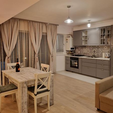 Park Residence 5, 2 Bedroom Apartment บูคาเรสต์ ภายนอก รูปภาพ