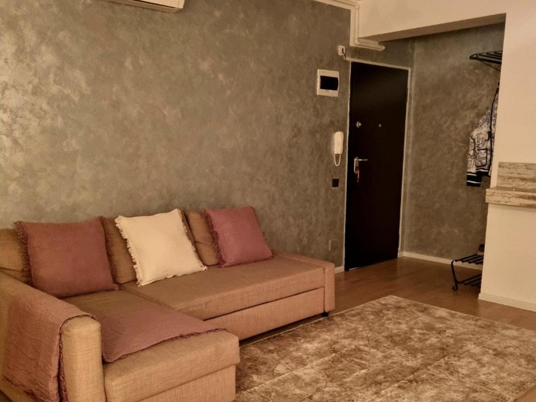 Park Residence 5, 2 Bedroom Apartment บูคาเรสต์ ภายนอก รูปภาพ